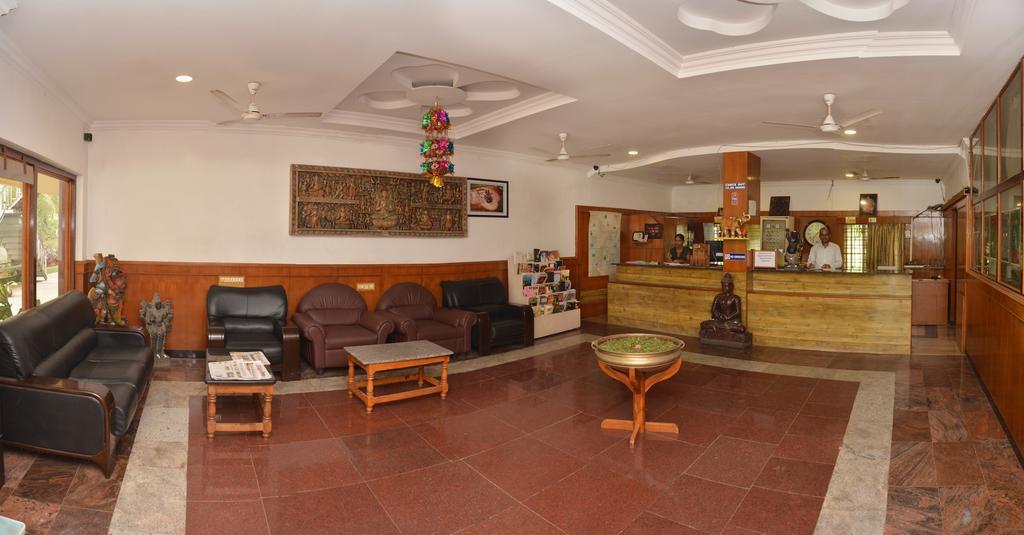 Sea Breeze Beach Resort Mahábalipuram Kültér fotó