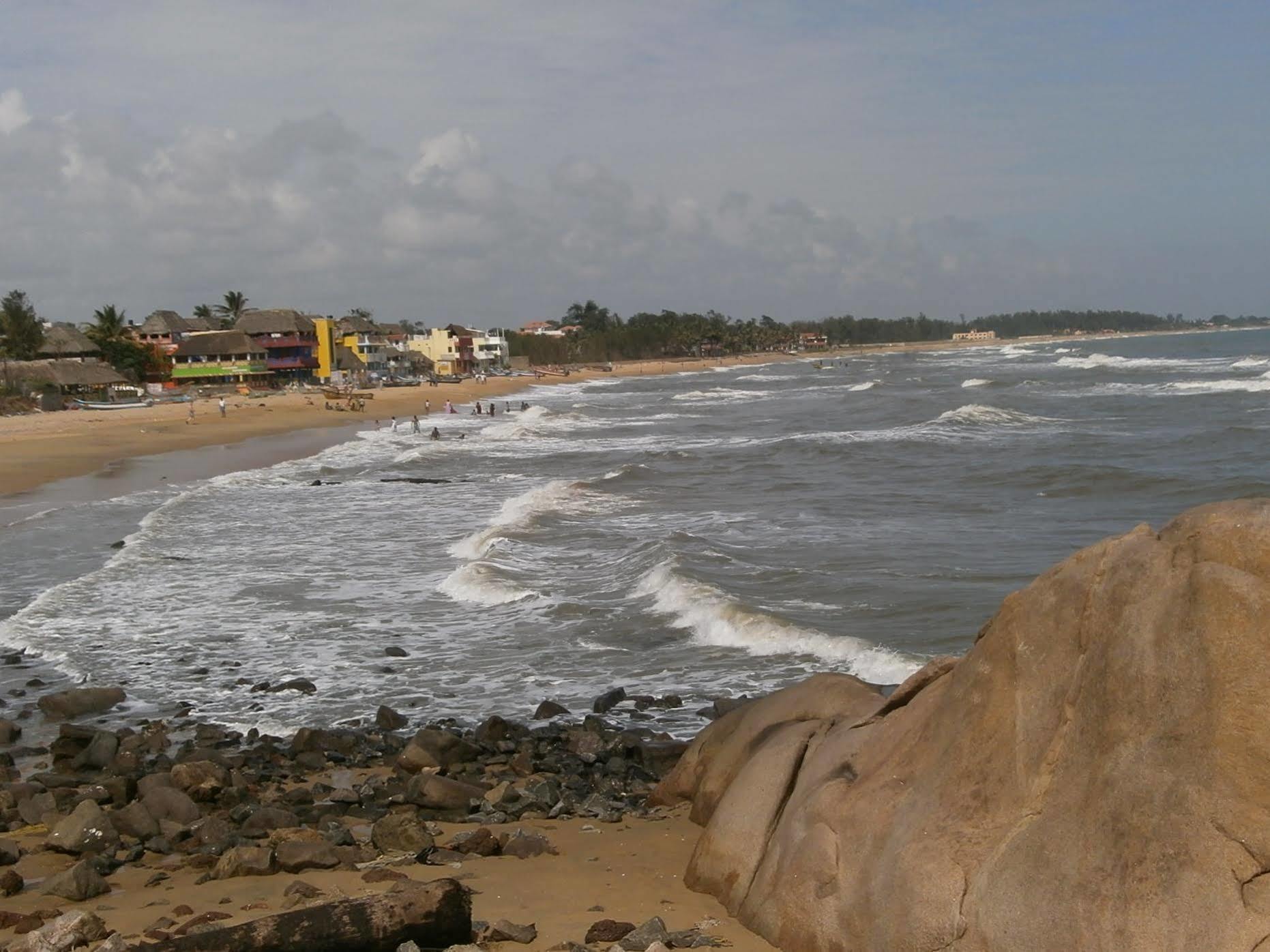 Sea Breeze Beach Resort Mahábalipuram Kültér fotó