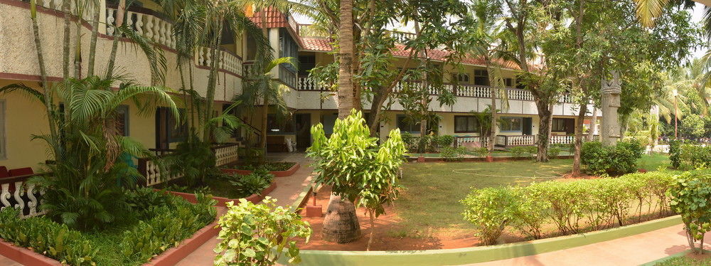 Sea Breeze Beach Resort Mahábalipuram Kültér fotó